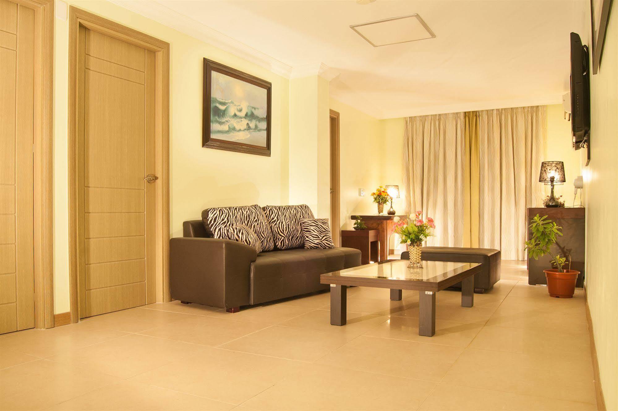 Hotel Galleria Saipan การาปัน ภายนอก รูปภาพ